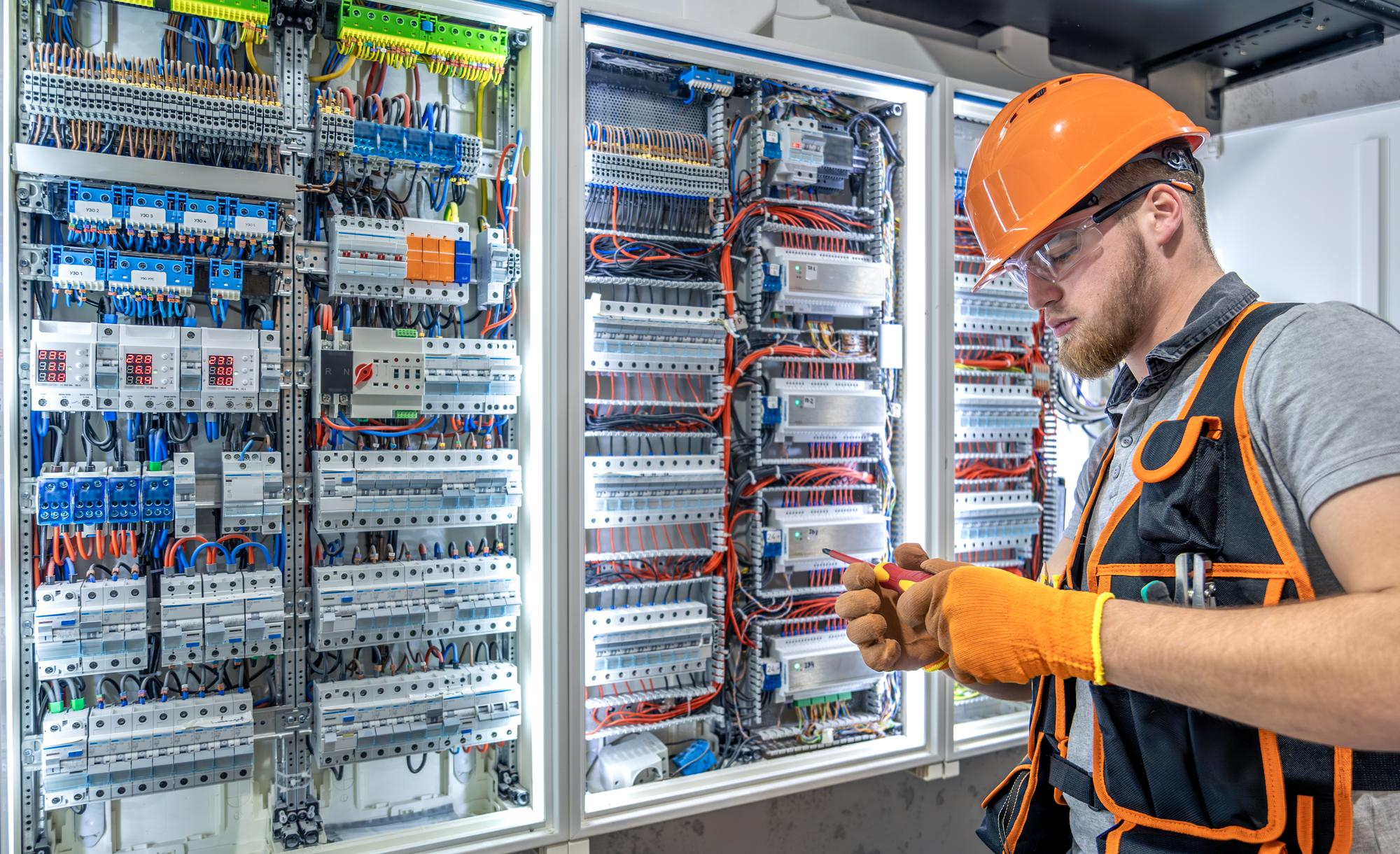 Montagem industrial Voltix